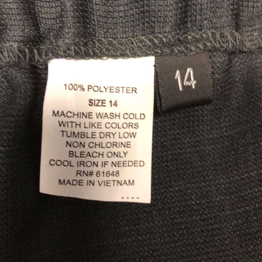 Women’s Charcoal Gray Suit - Jacket And Pants - Picture 5 of 7